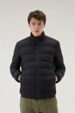 Woolrich Piumino Bering In Nylon Elasticizzato - Uomo - Nero