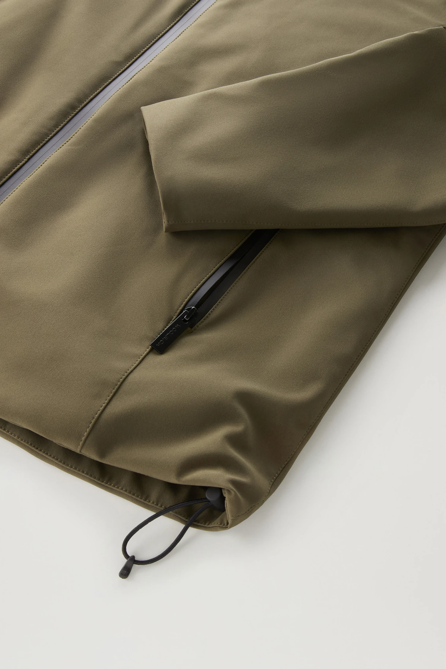 Woolrich Giacca Pacific In Tech Softshell - Uomo - Verde 6 Woolrich Giacca Pacific In Tech Softshell - Uomo - Verde - immagine 4