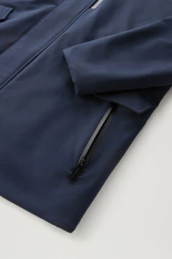 Woolrich Cappotto Barrow Mac In Tech Softshell - Uomo - Blu 22 Woolrich Cappotto Barrow Mac In Tech Softshell - Uomo - Blu -Offerta Economica Vestiario CFWOOU0792MRUT3496 3989 9