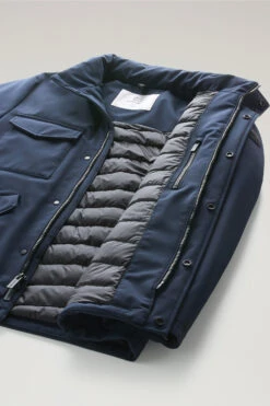 Woolrich Giacca Field In Tech Softshell - Uomo - Blu -Offerta Economica Vestiario CFWOOU0793MRUT3496 3989 9