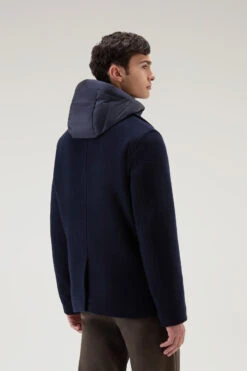 Woolrich Caban 2 In 1 In Misto Lana Italiana Riciclata - Uomo - Blu 15 Woolrich Caban 2 In 1 In Misto Lana Italiana Riciclata - Uomo - Blu -Offerta Economica Vestiario CFWOOU0828MRUT3109 3989A 2