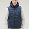 Woolrich Gilet Sundance Trapuntato In Microfibra Con Cappuccio Removibile - Uomo - Blu -Offerta Economica Vestiario CFWOOU0842MRUT2635 3989