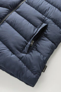 Woolrich Gilet Sundance Trapuntato In Microfibra Con Cappuccio Removibile - Uomo - Blu 18 Woolrich Gilet Sundance Trapuntato In Microfibra Con Cappuccio Removibile - Uomo - Blu -Offerta Economica Vestiario CFWOOU0842MRUT2635 3989 7