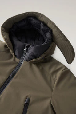Woolrich Parka In Tech Softshell - Uomo - Verde -Offerta Economica Vestiario CFWOOU0859MRUT3496 614 6