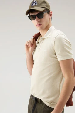 Woolrich Polo Mackinack Tinta In Capo In Piqué Di Cotone Elasticizzato - Uomo - Bianco 13 Woolrich Polo Mackinack Tinta In Capo In Piqué Di Cotone Elasticizzato - Uomo - Bianco -Offerta Economica Vestiario CFWOPO0035MRUT1483 8743 3