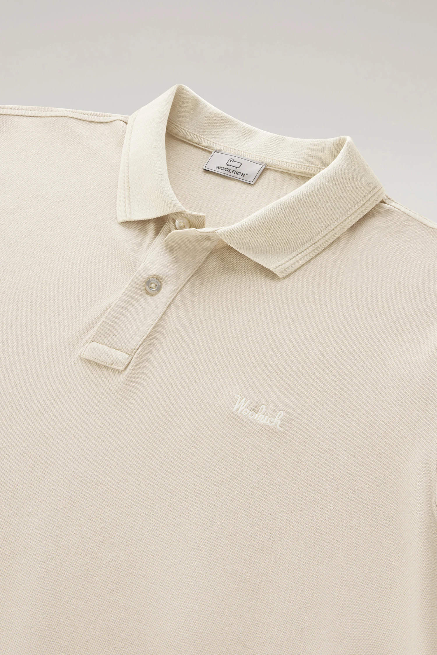 Woolrich Polo Mackinack Tinta In Capo In Piqué Di Cotone Elasticizzato - Uomo - Bianco 8 Woolrich Polo Mackinack Tinta In Capo In Piqué Di Cotone Elasticizzato - Uomo - Bianco - immagine 6