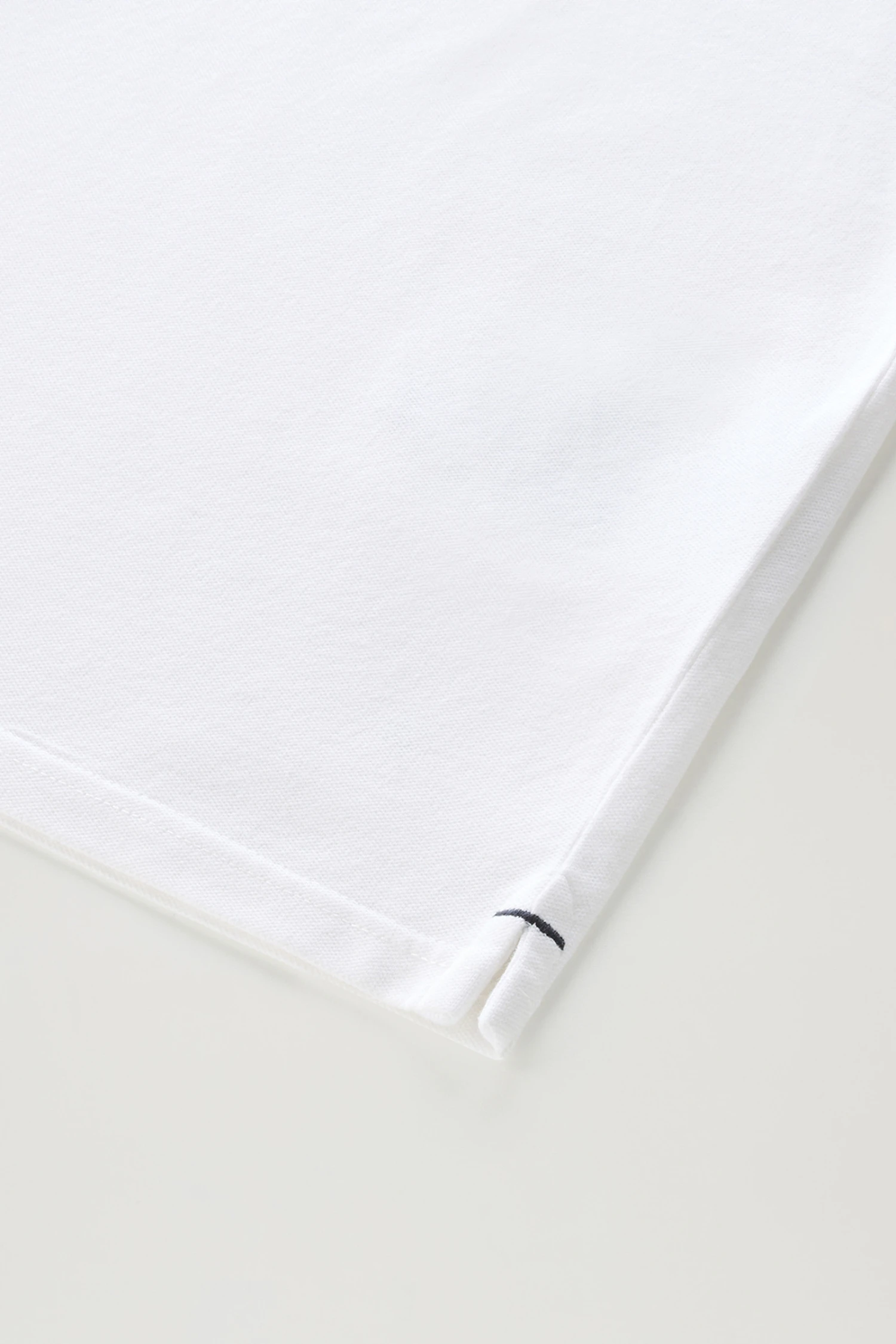 Woolrich Polo Monterey In Piqué Di Cotone Elasticizzato - Uomo - Bianco 10 Woolrich Polo Monterey In Piqué Di Cotone Elasticizzato - Uomo - Bianco - immagine 8