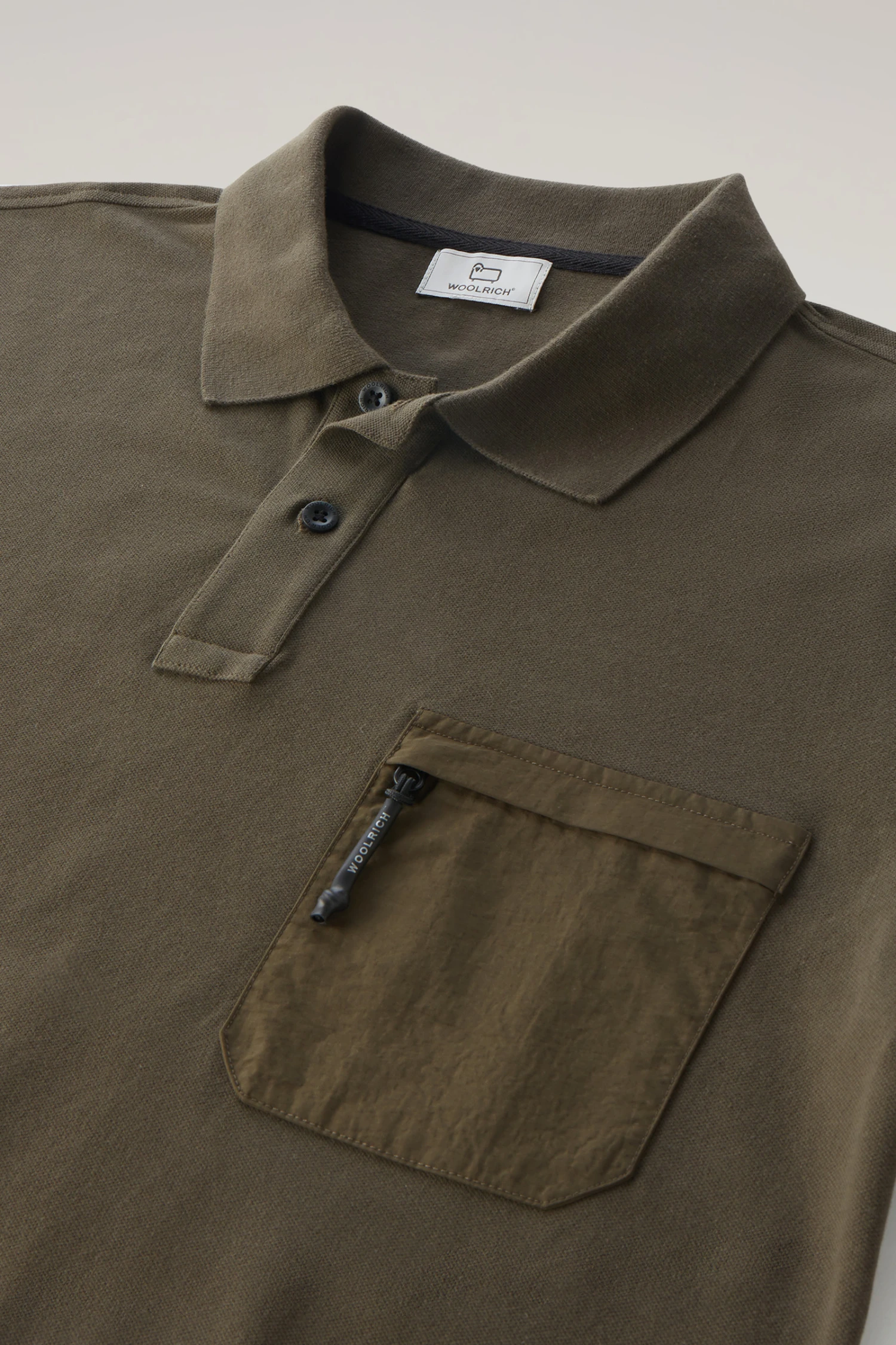 Woolrich Polo A Maniche Corte In Piqué Di Cotone Elasticizzato - Uomo - Verde 8 Woolrich Polo A Maniche Corte In Piqué Di Cotone Elasticizzato - Uomo - Verde - immagine 6