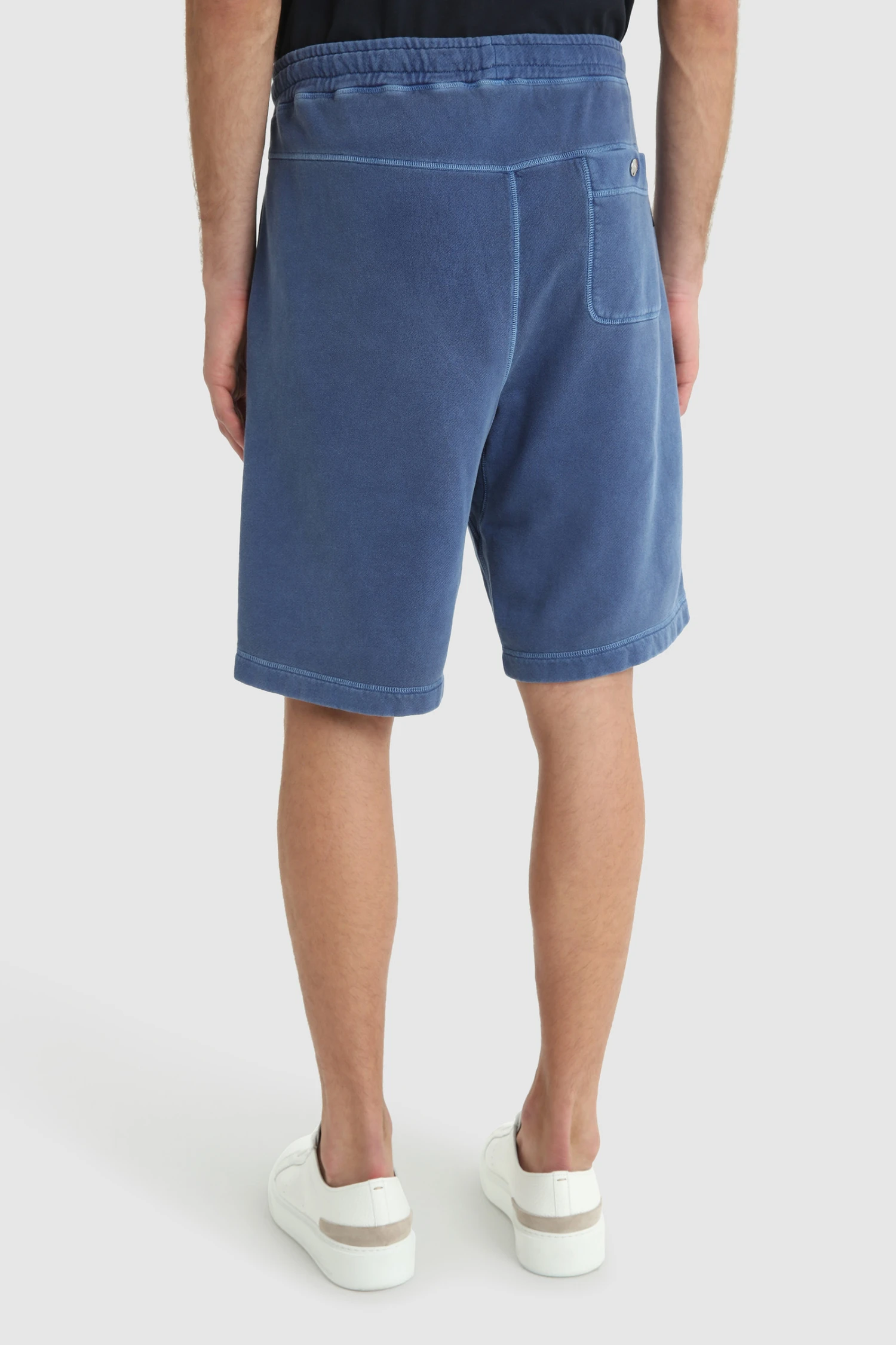 Woolrich Pantaloncini In Cotone Felpato Tinto In Capo - Uomo - Blu 5 Woolrich Pantaloncini In Cotone Felpato Tinto In Capo - Uomo - Blu - immagine 3