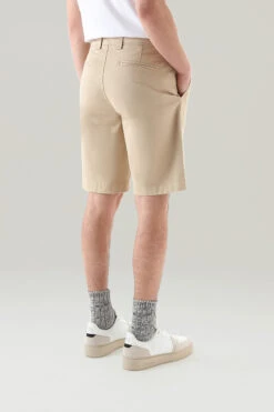 Woolrich Pantaloncini Chino Tinti In Capo - Uomo - Beige -Offerta Economica Vestiario CFWOSH0040MRUT3343 4377 2