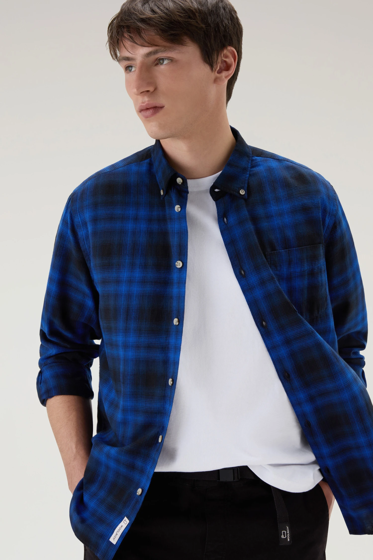 Woolrich Camicia Madras A Quadri In Flanella Leggera - Uomo - Blu 6 Woolrich Camicia Madras A Quadri In Flanella Leggera - Uomo - Blu - immagine 4