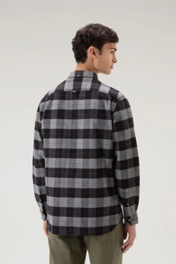 Woolrich Camicia Traditional A Quadri In Flanella - Uomo - Grigio 13 Woolrich Camicia Traditional A Quadri In Flanella - Uomo - Grigio -Offerta Economica Vestiario CFWOSI0090MRUT3104 1908 2