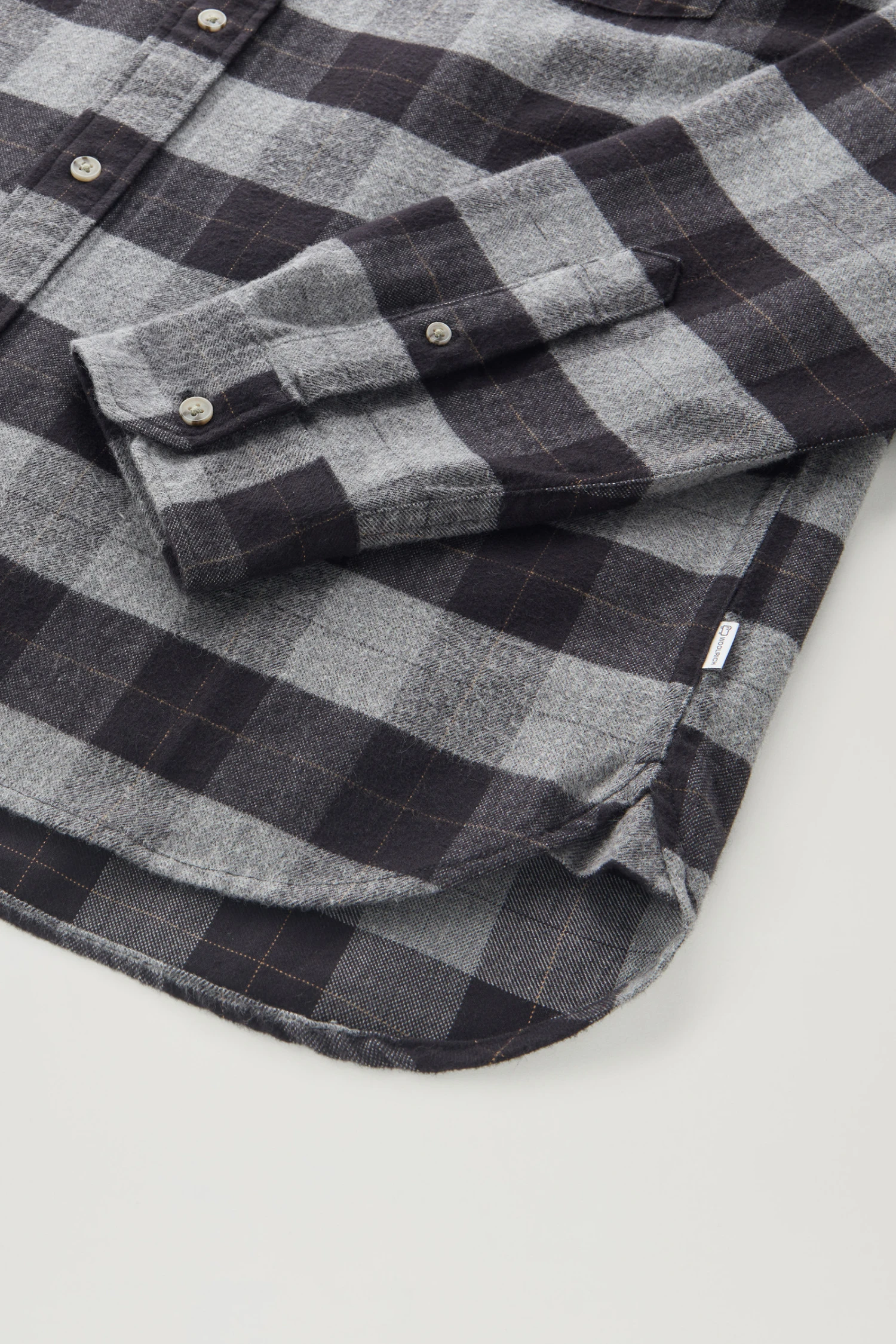 Woolrich Camicia Traditional A Quadri In Flanella - Uomo - Grigio 9 Woolrich Camicia Traditional A Quadri In Flanella - Uomo - Grigio - immagine 7