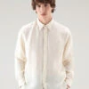 Woolrich Camicia In Puro Lino Tinta In Capo - Uomo - Bianco 1 Woolrich Camicia In Puro Lino Tinta In Capo - Uomo - Bianco -Offerta Economica Vestiario CFWOSI0113MRUT3372 8743