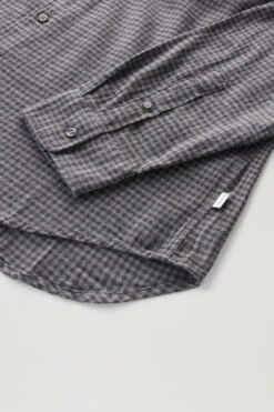 Woolrich Camicia A Quadri In Flanella Leggera - Uomo - Grigio 9 Woolrich Camicia A Quadri In Flanella Leggera - Uomo - Grigio -Offerta Economica Vestiario CFWOSI0117MRUT3180 1679 2