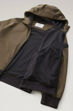 Woolrich Felpa Con Zip In Softshell Con Cappuccio - Uomo - Verde -Offerta Economica Vestiario CFWOSW0174MRUT2873 614 9