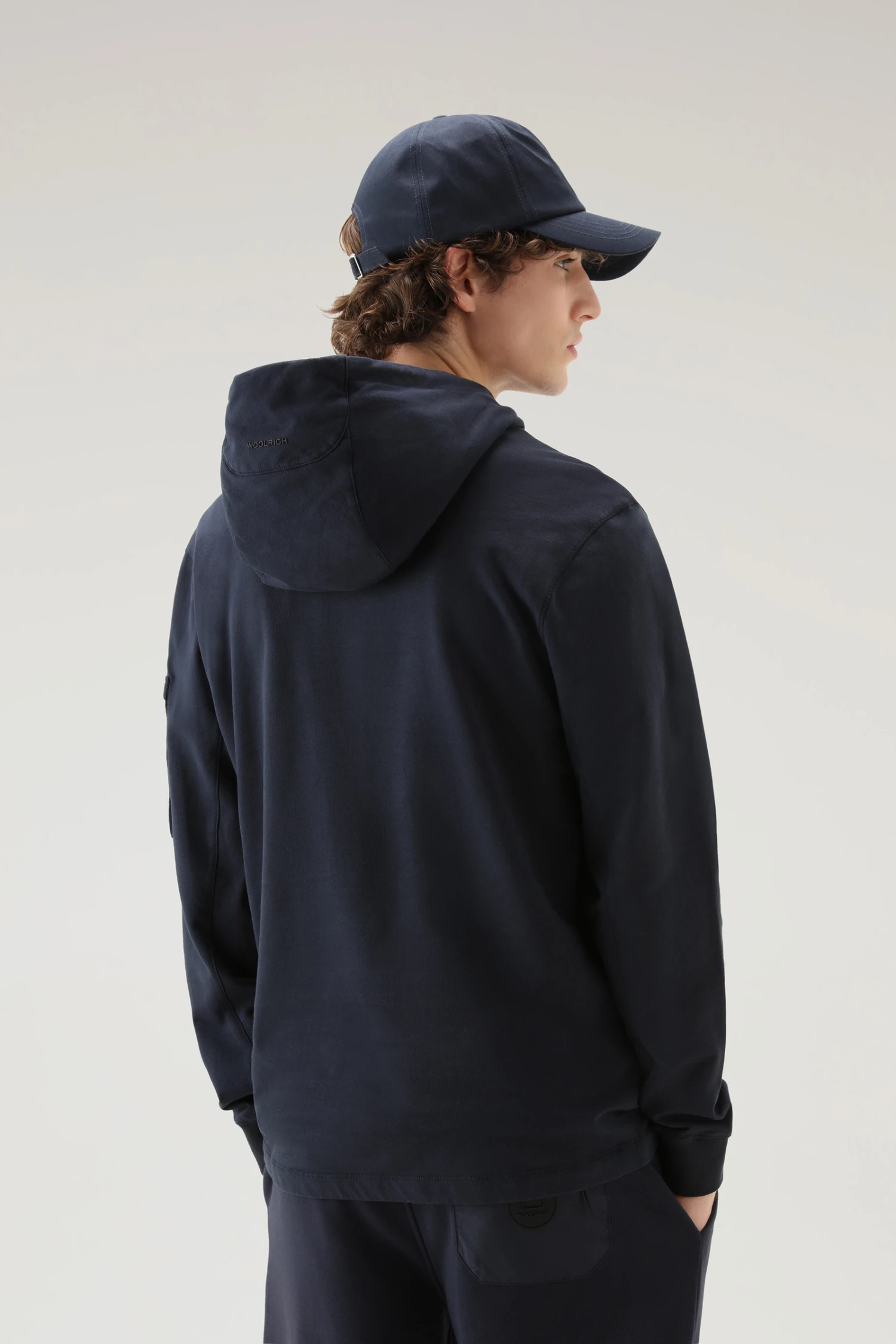 Woolrich Felpa In Puro Cotone Con Tasca Con Zip - Uomo - Blu 5 Woolrich Felpa In Puro Cotone Con Tasca Con Zip - Uomo - Blu - immagine 3