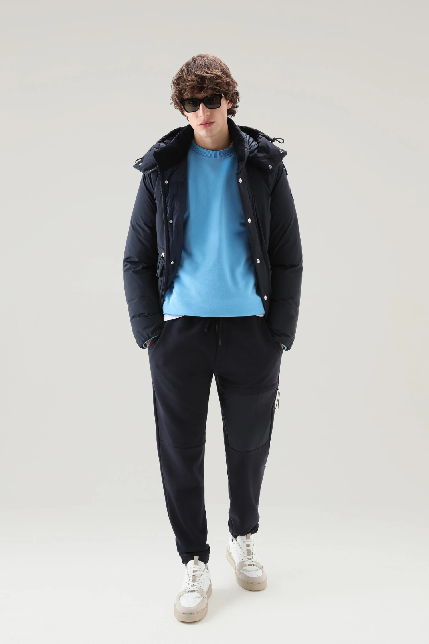 Woolrich Felpa Girocollo In Misto Cotone Con Tasche - Uomo - Blu 4 Woolrich Felpa Girocollo In Misto Cotone Con Tasche - Uomo - Blu - immagine 2