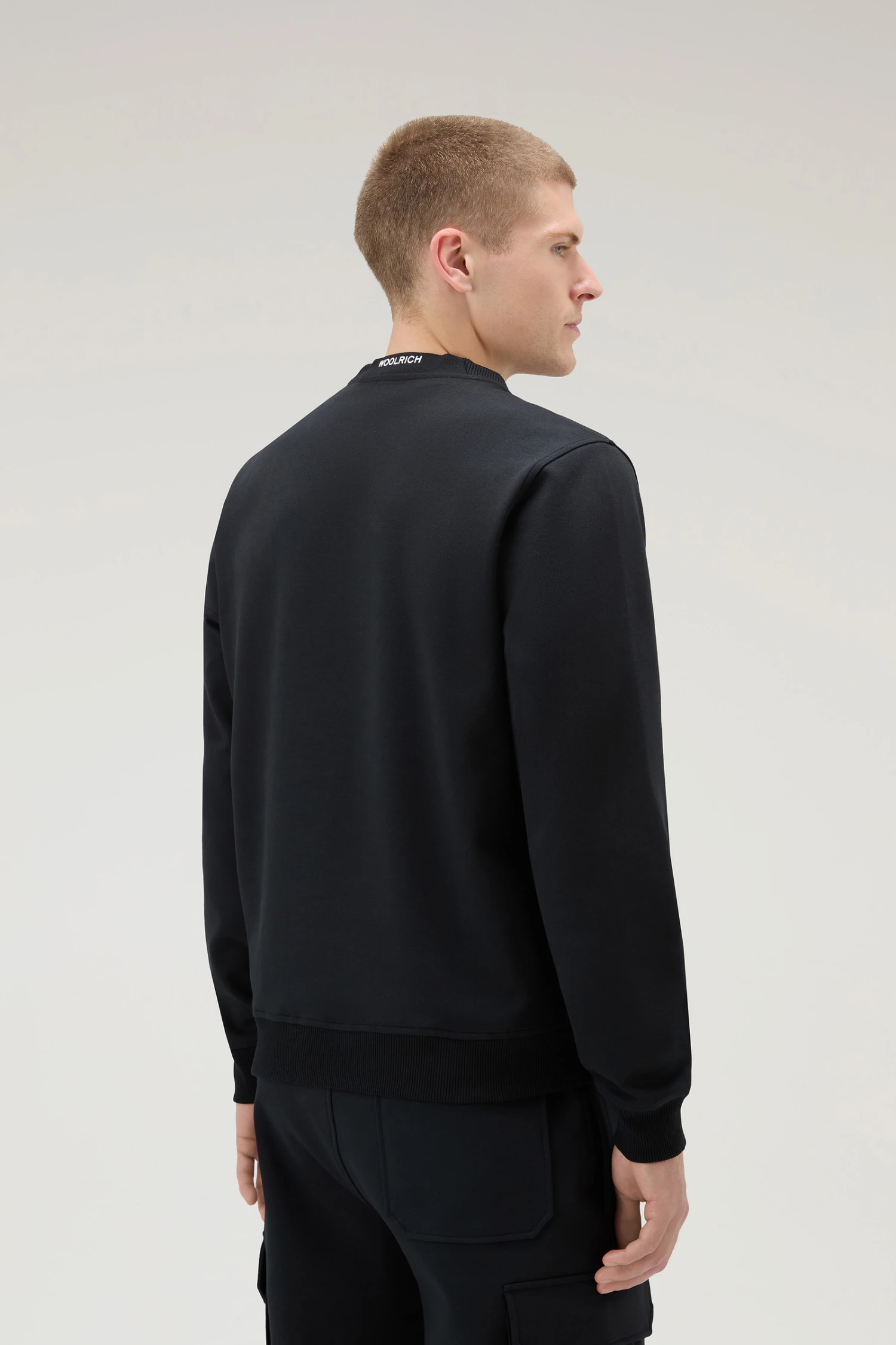 Woolrich Felpa Girocollo In Misto Cotone Elasticizzato - Uomo - Nero 5 Woolrich Felpa Girocollo In Misto Cotone Elasticizzato - Uomo - Nero - immagine 3