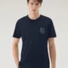 Woolrich T-shirt In Puro Cotone Con Stampa Yellowstone - Uomo - Blu