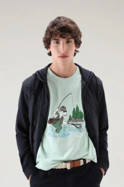 Woolrich T-shirt In Puro Cotone Con Illustrazione - Uomo - Verde -Offerta Economica Vestiario CFWOTE0095MRUT3370 6585 3