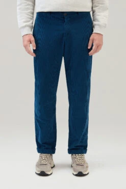 Woolrich Pantaloni Tinti In Capo In Velluto A Costine - Uomo - Blu