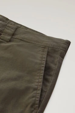 Woolrich Pantaloni Chino In Cotone Tinto In Capo - Uomo - Verde -Offerta Economica Vestiario CFWOTR0138MRUT3343 614 5
