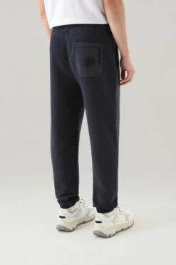 Woolrich Pantaloni Sportivi In Cotone E Nylon Taslan - Uomo - Blu 13 Woolrich Pantaloni Sportivi In Cotone E Nylon Taslan - Uomo - Blu -Offerta Economica Vestiario CFWOTR0144MRUT3164 3989 2