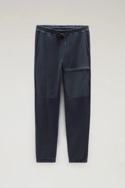 Woolrich Pantaloni Sportivi In Cotone E Nylon Taslan - Uomo - Blu 14 Woolrich Pantaloni Sportivi In Cotone E Nylon Taslan - Uomo - Blu -Offerta Economica Vestiario CFWOTR0144MRUT3164 3989 3