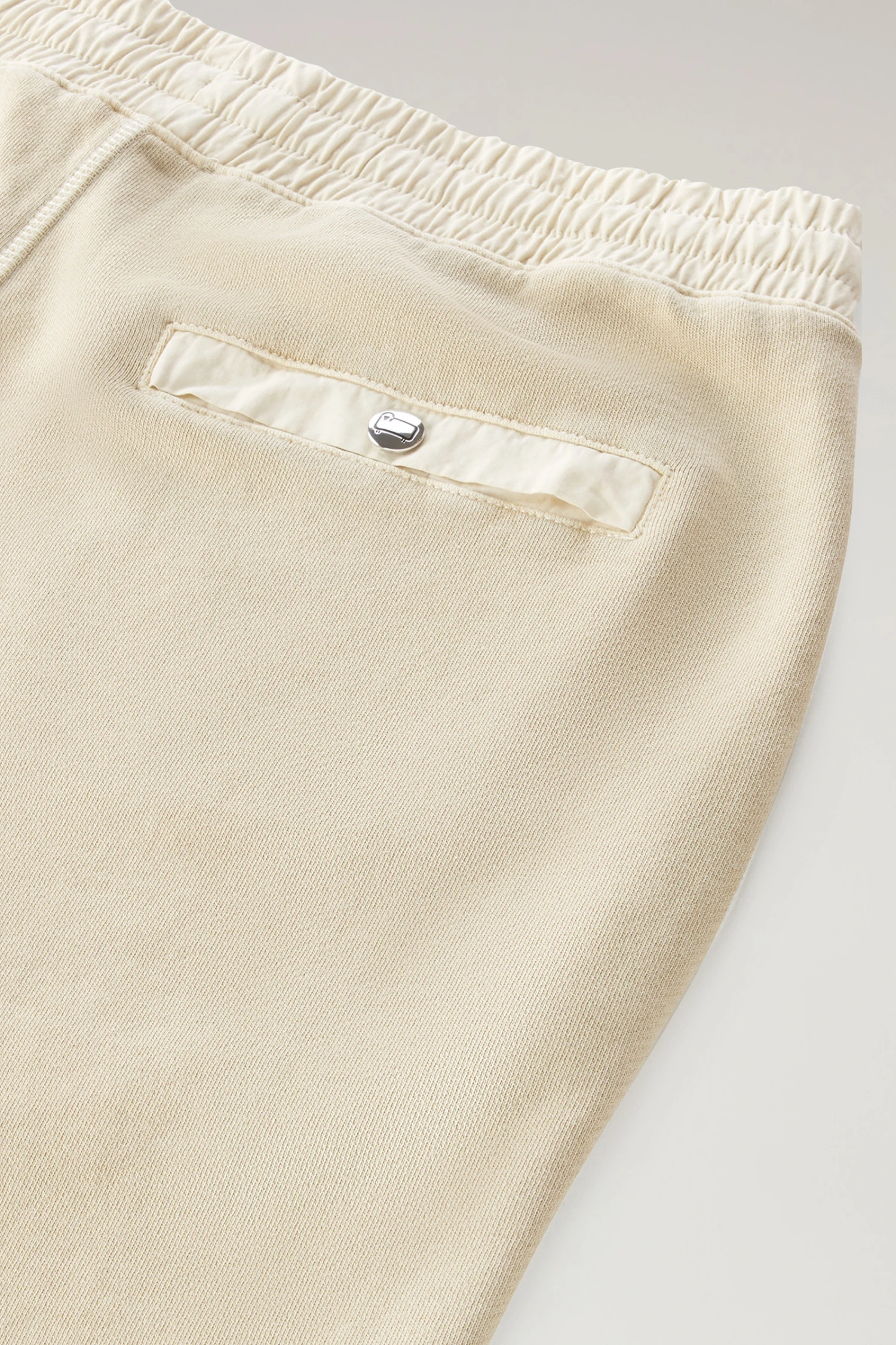 Woolrich Pantaloni Cargo Tinti In Capo In Puro Cotone - Uomo - Beige 10 Woolrich Pantaloni Cargo Tinti In Capo In Puro Cotone - Uomo - Beige - immagine 8