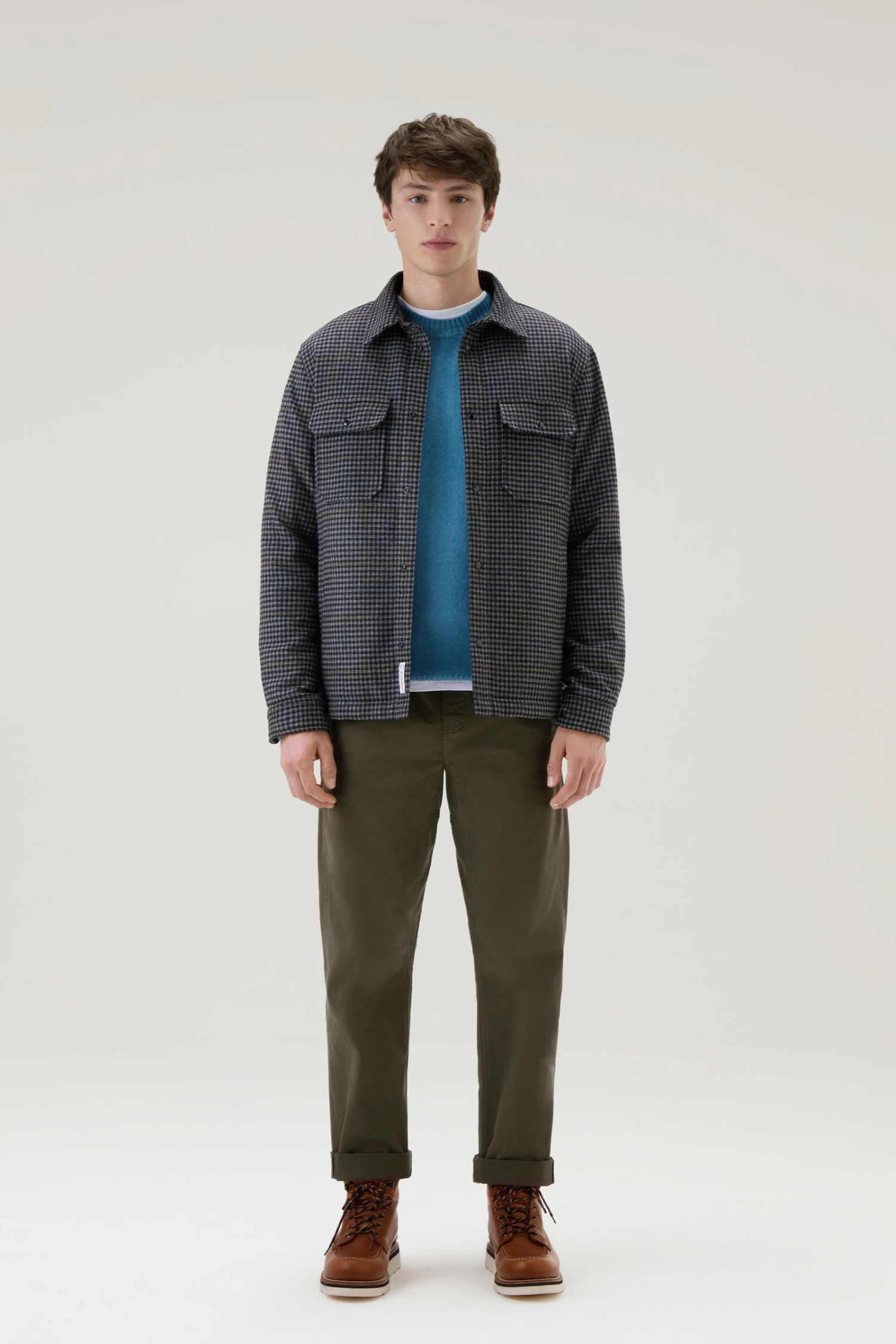 Woolrich Pantaloni Chino Tinti In Capo In Twill Di Cotone Elasticizzato - Uomo - Verde 4 Woolrich Pantaloni Chino Tinti In Capo In Twill Di Cotone Elasticizzato - Uomo - Verde - immagine 2