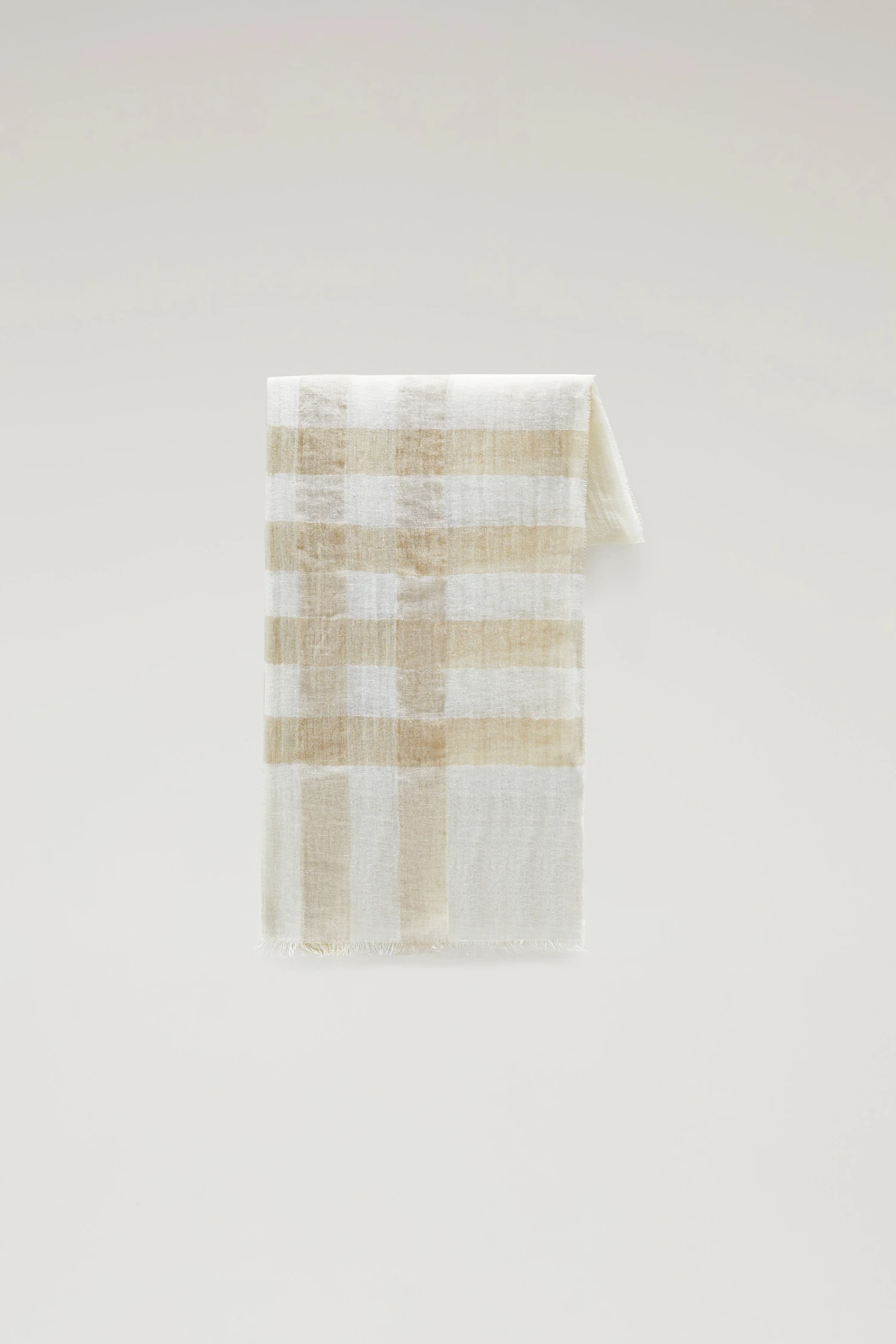 Woolrich Sciarpa Leggera A Quadri In Misto Lino - Donna - Beige 3 Woolrich Sciarpa Leggera A Quadri In Misto Lino - Donna - Beige