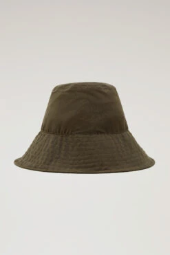 Woolrich Cappello Da Pioggia In Soft Eco Ramar Con Cordino - Donna - Verde