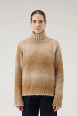 Woolrich Maglione A Collo Alto Dégradé In Misto Alpaca - Donna - Marrone