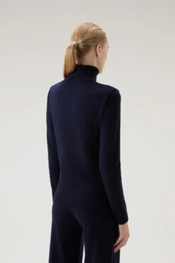 Woolrich Maglione A Collo Alto In Misto Lana E Cashmere - Donna - Blu 12 Woolrich Maglione A Collo Alto In Misto Lana E Cashmere - Donna - Blu -Offerta Economica Vestiario CFWWKN0247FRUF0603 3989 2