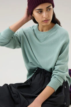 Woolrich Maglia Girocollo In Misto Lana E Cashmere - Donna - Verde 13 Woolrich Maglia Girocollo In Misto Lana E Cashmere - Donna - Verde -Offerta Economica Vestiario CFWWKN0253FRUF0603 1222 3