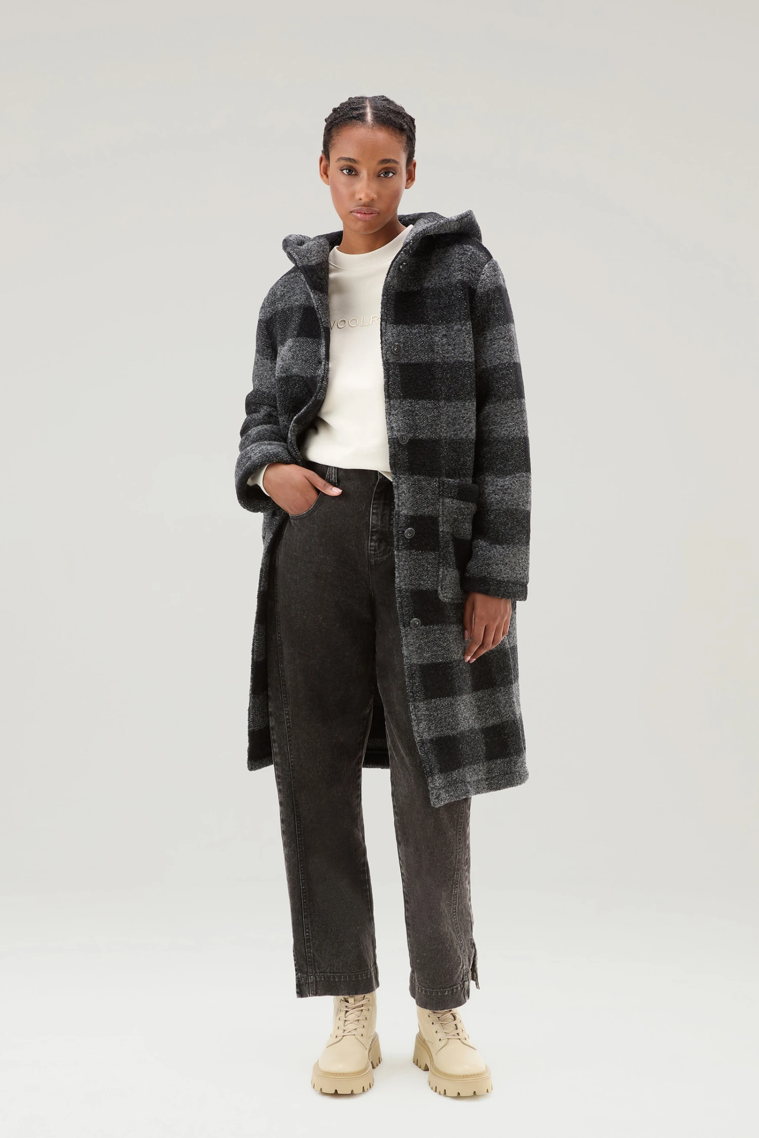 Woolrich Cappotto Gentry In Misto Lana Con Cappuccio - Donna - Nero 4 Woolrich Cappotto Gentry In Misto Lana Con Cappuccio - Donna - Nero - immagine 2