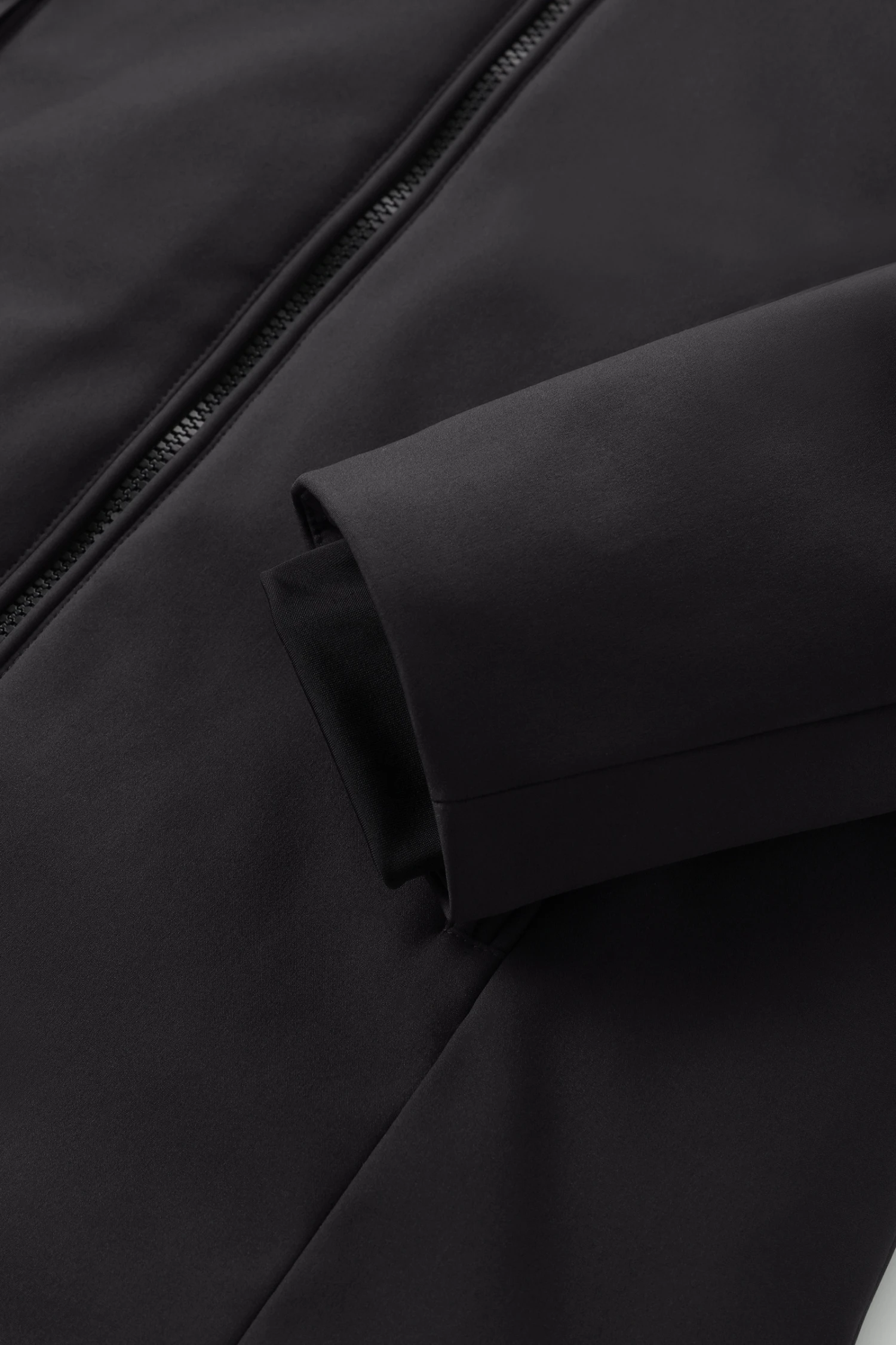 Woolrich Firth Parka In Softshell - Donna - Nero 10 Woolrich Firth Parka In Softshell - Donna - Nero - immagine 8