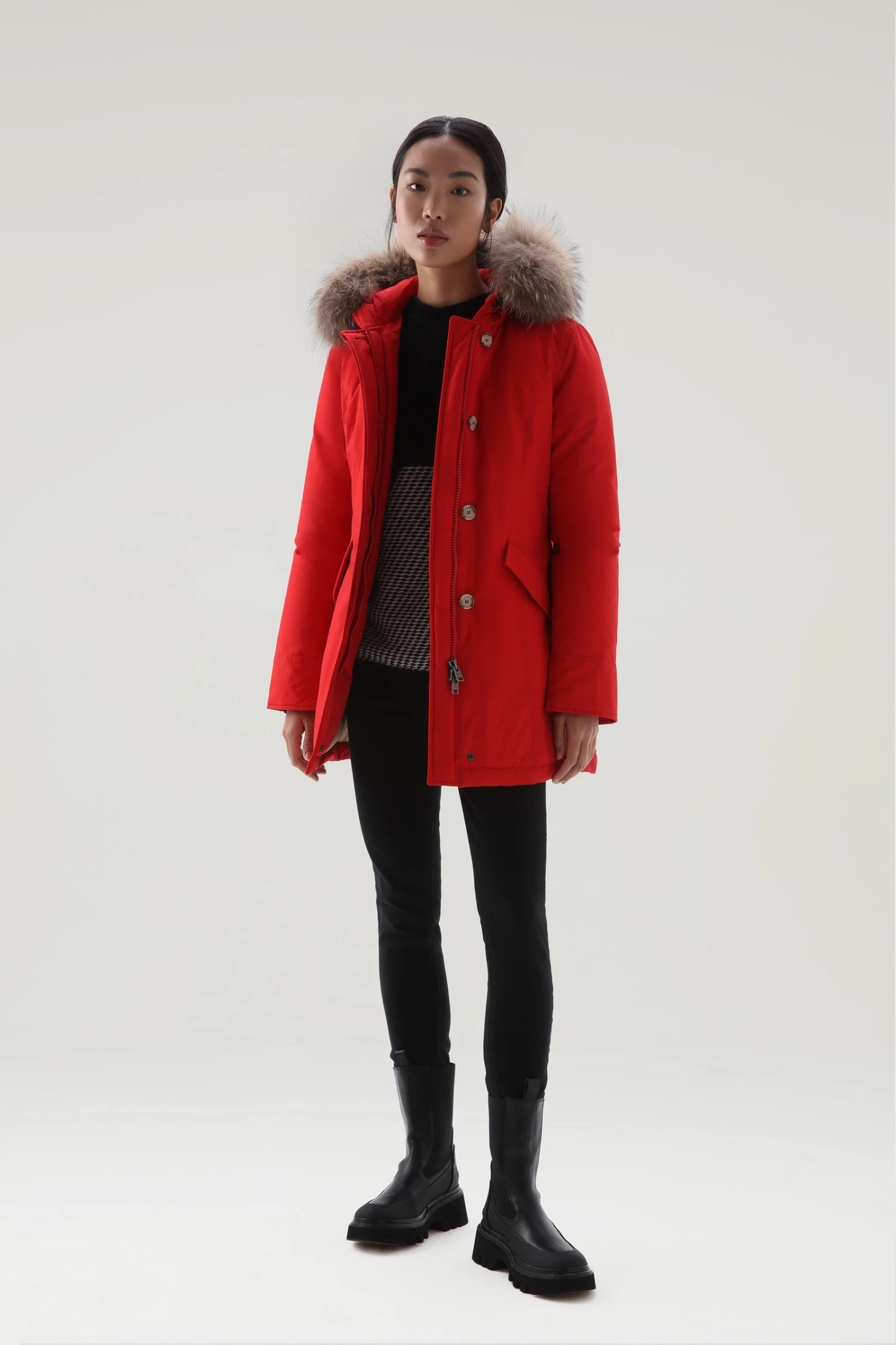 Woolrich Arctic Parka In Ramar Cloth Con Pelliccia Removibile - Donna - Rosso 4 Woolrich Arctic Parka In Ramar Cloth Con Pelliccia Removibile - Donna - Rosso - immagine 2