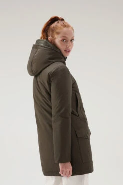 Woolrich Arctic Parka In Ramar Cloth Con Quattro Tasche - Donna - Verde -Offerta Economica Vestiario CFWWOU0547FRUT0001 DAG 2