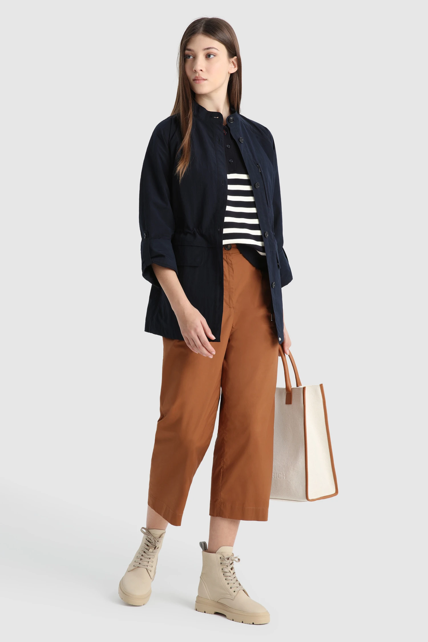 Woolrich Giacca Briar Field Ultraleggera Con Coulisse In Vita - Donna - Blu 4 Woolrich Giacca Briar Field Ultraleggera Con Coulisse In Vita - Donna - Blu - immagine 2