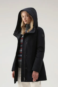 Woolrich Boulder Parka In Ramar Cloth Con Cappuccio E Collo Removibile In Pelliccia Sintetica - Donna - Blu -Offerta Economica Vestiario CFWWOU0724FRUT0001 DKN 3