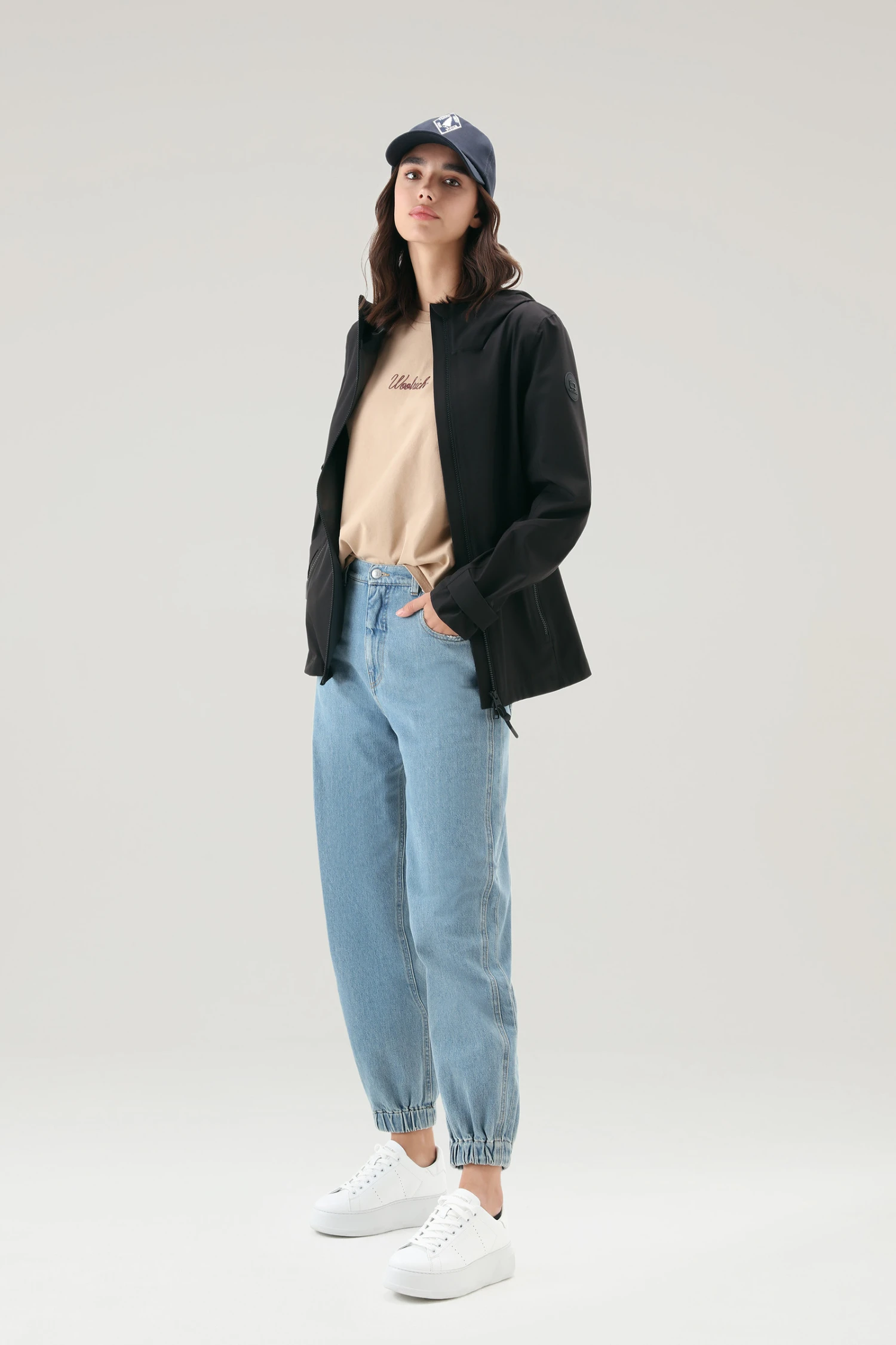 Woolrich Giacca Leavitt Impermeabile Con Cappuccio - Donna - Nero 4 Woolrich Giacca Leavitt Impermeabile Con Cappuccio - Donna - Nero - immagine 2