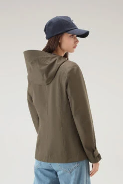Woolrich Giacca Leavitt Impermeabile Con Cappuccio - Donna - Verde -Offerta Economica Vestiario CFWWOU0774FRUT3342 614 2