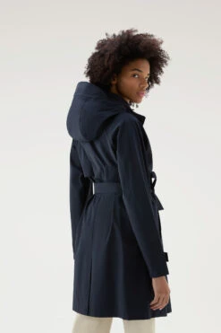 Woolrich Trench Fayette Con Cappuccio Removibile - Donna - Blu 15 Woolrich Trench Fayette Con Cappuccio Removibile - Donna - Blu -Offerta Economica Vestiario CFWWOU0781FRUT3339 3989 2