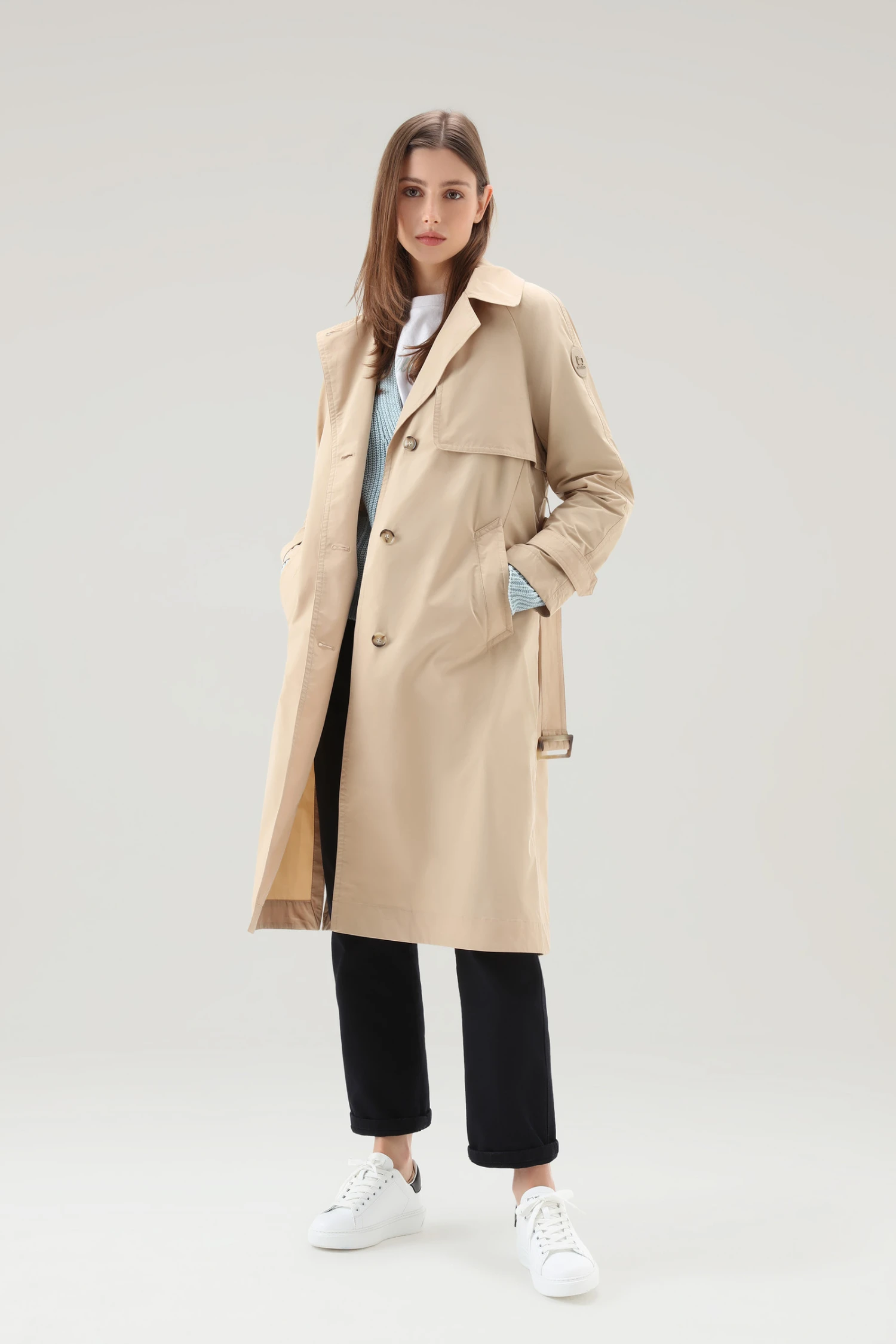 Woolrich Trench Estivo In Tessuto Urban Touch Con Cintura - Donna - Beige 4 Woolrich Trench Estivo In Tessuto Urban Touch Con Cintura - Donna - Beige - immagine 2