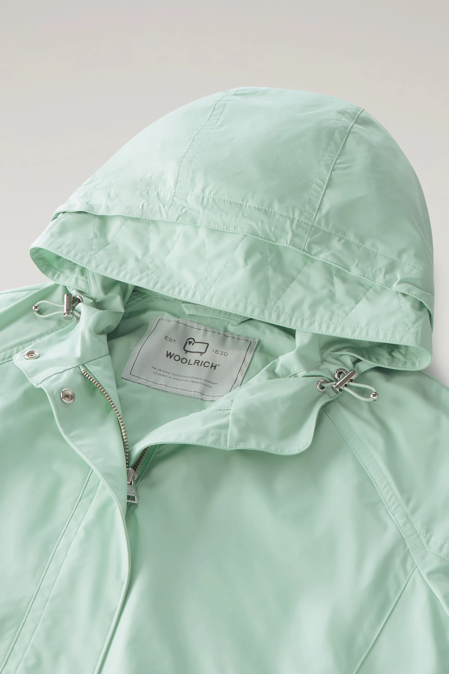 Woolrich Long Summer Parka In Urban Touch - Donna - Verde 8 Woolrich Long Summer Parka In Urban Touch - Donna - Verde - immagine 6
