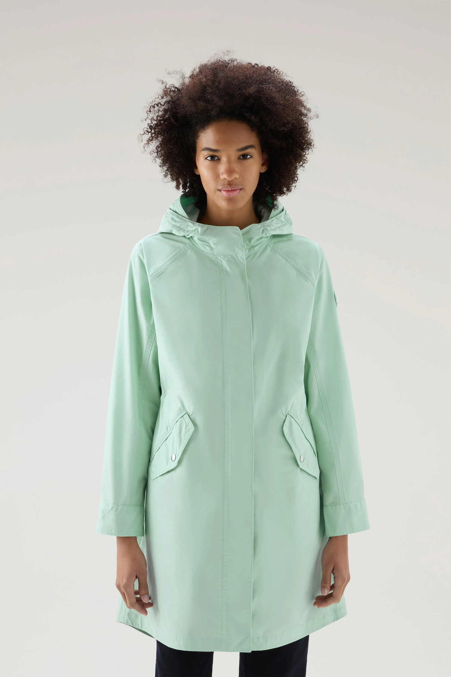 Woolrich Long Summer Parka In Urban Touch - Donna - Verde 3 Woolrich Long Summer Parka In Urban Touch - Donna - Verde