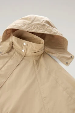 Woolrich Giacca A Vento Leggera In Urban Touch Con Cappuccio Staccabile - Donna - Beige -Offerta Economica Vestiario CFWWOU0788FRUT3128 8925 6