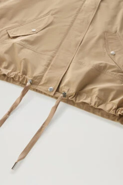 Woolrich Giacca A Vento Leggera In Urban Touch Con Cappuccio Staccabile - Donna - Beige -Offerta Economica Vestiario CFWWOU0788FRUT3128 8925 8